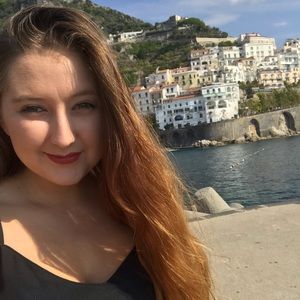 Meet your Posher, Brianna